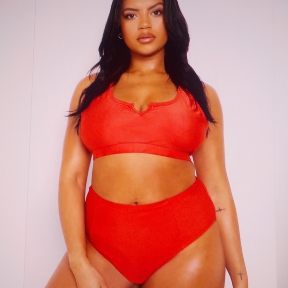 Red High Waist Bikini Bottoms - Picture 9 of 10